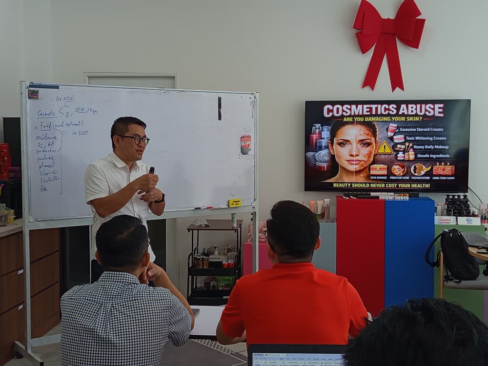 ISO 22716 GMP training session at ORIZI Group