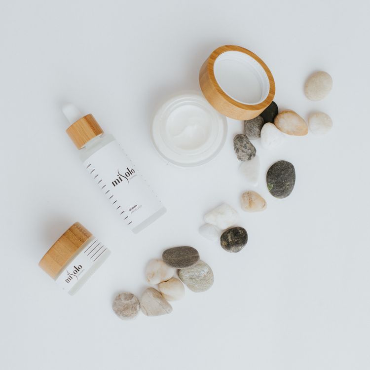 private label vs custom formulation skincare beauty products